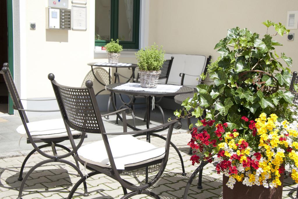 Hôtel Gastehaus An Der Sempt - Wohlfuhlen Auf Dem Lande à Erding Extérieur photo